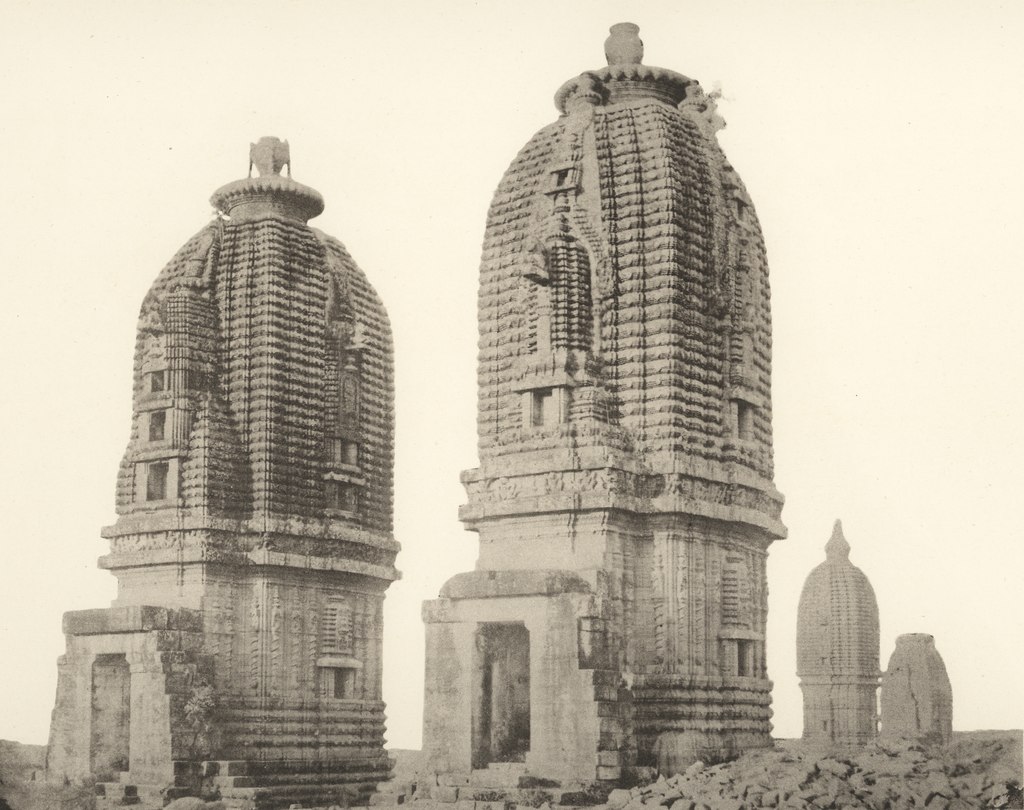 lossy-page1-1024px-KITLV_88210_-_Unknown_-_Temples_at_Barakhar_in_British_India_-_1897.tif